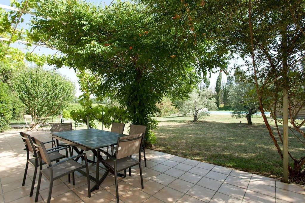 La Lezardiere Chez Hugues Saint-Rémy-de-Provence Extérieur photo
