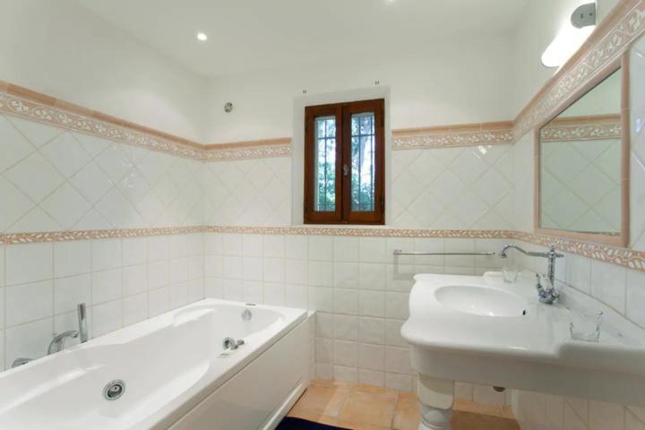 La Lezardiere Chez Hugues Saint-Rémy-de-Provence Extérieur photo